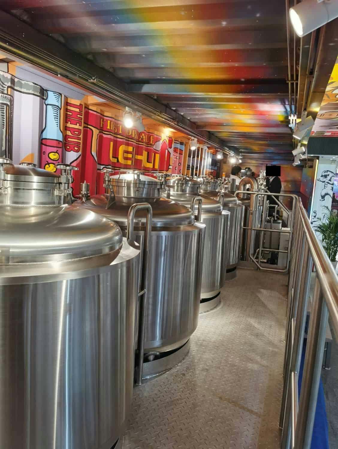 Boční pohled na pivovar Lehui